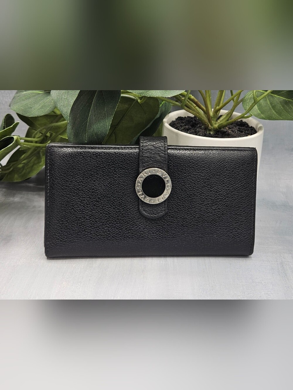 Bvlgari black long continental wallet crafted from premium grain calf leather